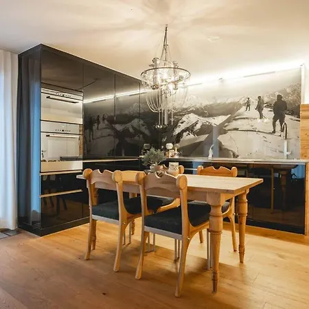 Apartment Stylish With Matterhorn View In The Center *