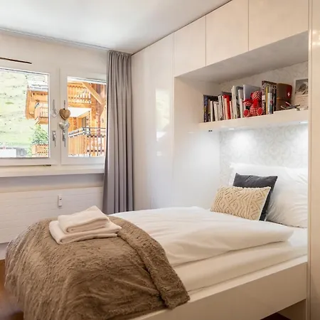 Stylish With Matterhorn View In The Center Apartment Zermatt